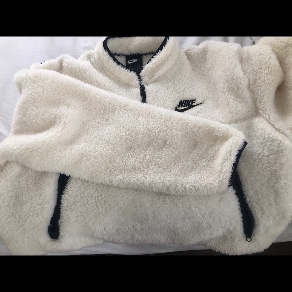 Nike sweater